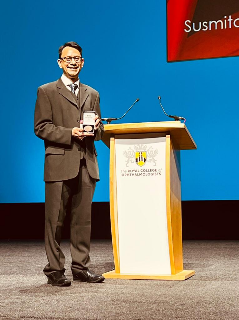 Prof Biswas Duke Elder Award